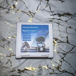 Magnetic Phone Holder in Black